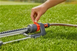 Gardena Aqua M Oscillating Sprinkler -Garden Care Store Gardena Aqua M Oscillating Sprinkler 4 30427.1707353117