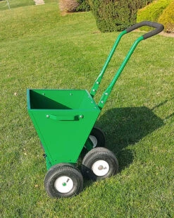 Mini Topper Topdresser 68 Litre, 600mm Width 7 Mini Topper Topdresser 68 Litre, 600mm Width -Garden Care Store mini topper 20221122 133113 39310.1669767016
