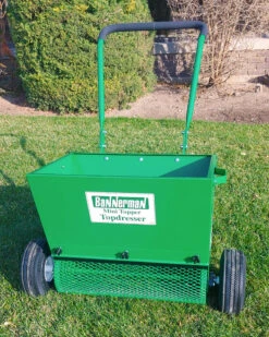 Mini Topper Topdresser 68 Litre, 600mm Width 9 Mini Topper Topdresser 68 Litre, 600mm Width -Garden Care Store mini topper 20221122 133144 72358.1669767016